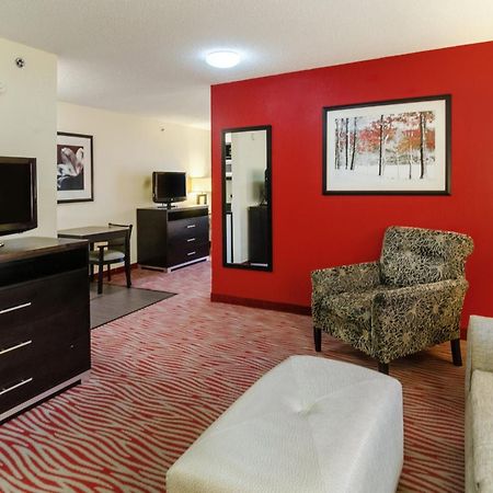 Holiday Inn Express Hotel & Suites Vinita By Ihg Exteriör bild