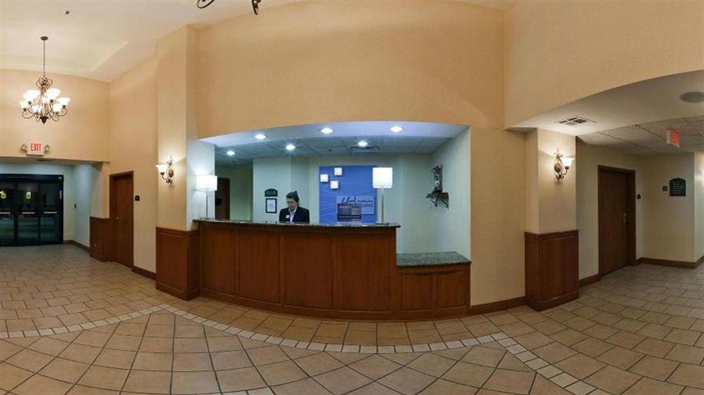 Holiday Inn Express Hotel & Suites Vinita By Ihg Exteriör bild