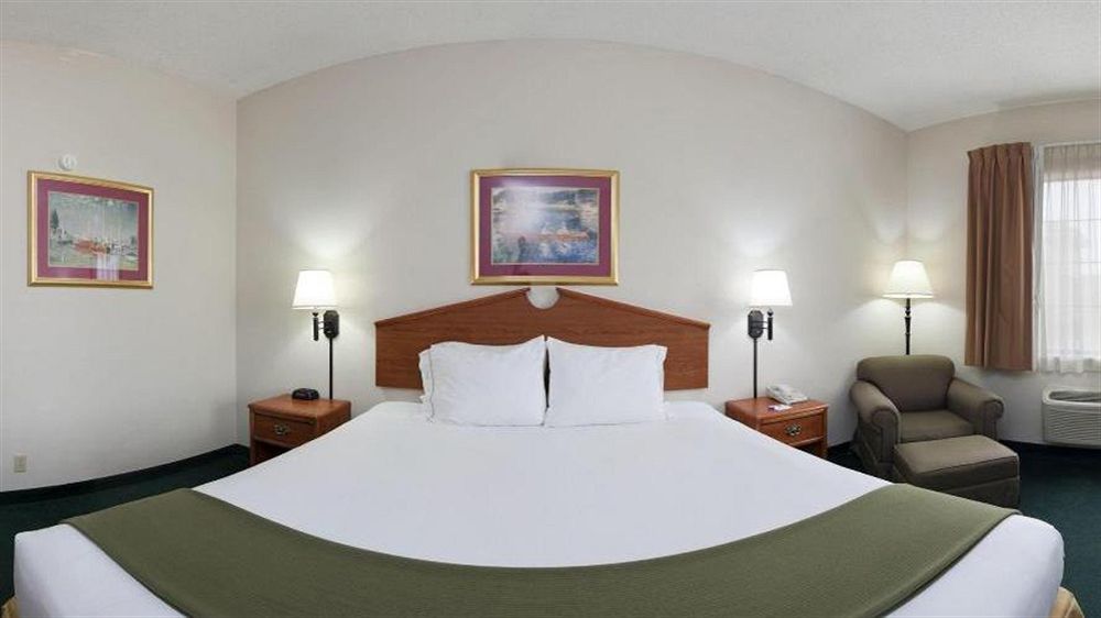 Holiday Inn Express Hotel & Suites Vinita By Ihg Exteriör bild