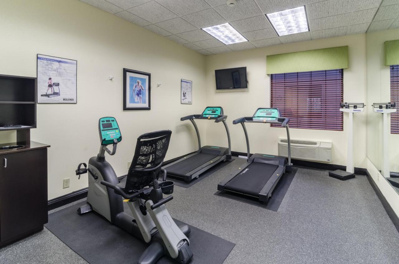 Holiday Inn Express Hotel & Suites Vinita By Ihg Exteriör bild