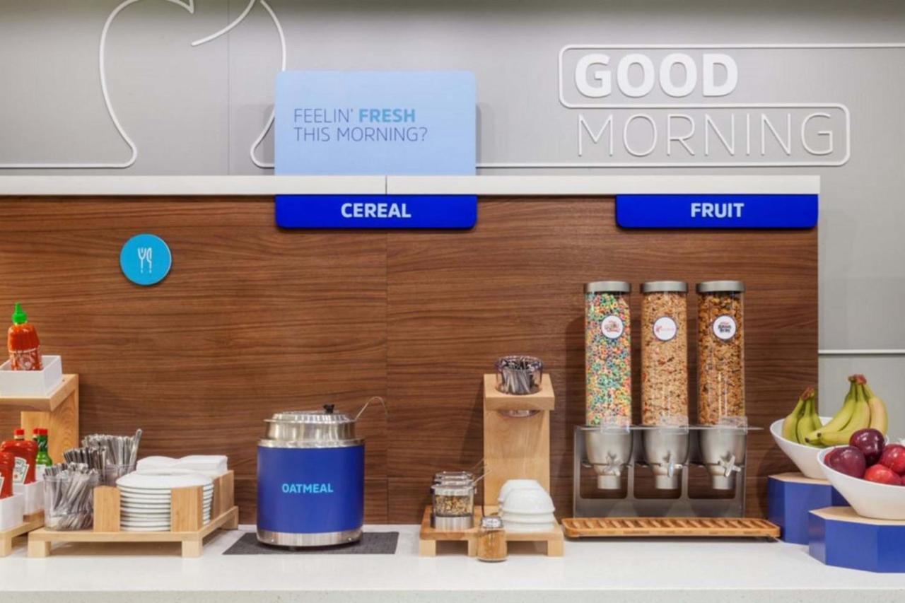 Holiday Inn Express Hotel & Suites Vinita By Ihg Exteriör bild