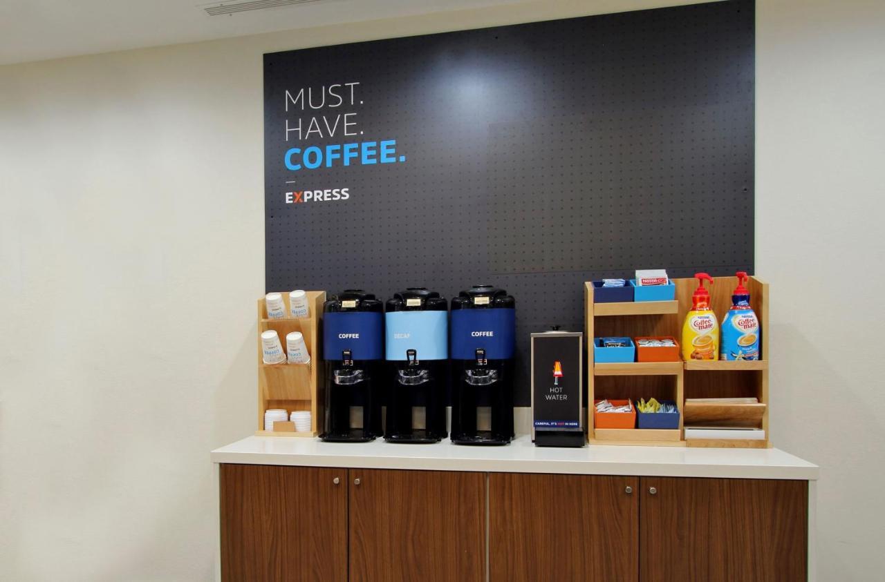 Holiday Inn Express Hotel & Suites Vinita By Ihg Exteriör bild