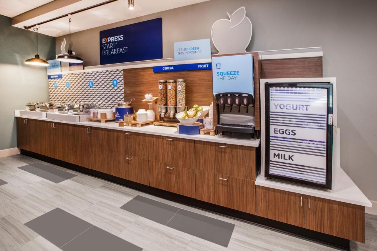 Holiday Inn Express Hotel & Suites Vinita By Ihg Exteriör bild